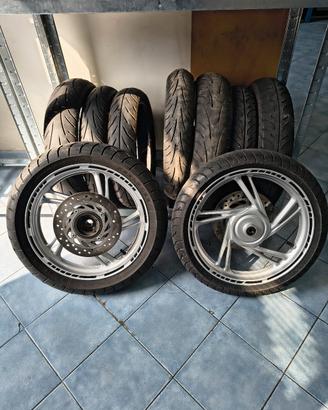 Cerchi completi sh 125 2020