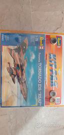 Modellino Revell Panavia  Tornado IDS RSAF 1:72