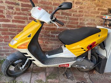 Scooter 50  sr replica