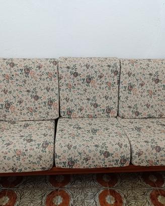 Divanetto in legno massello 