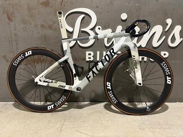 kit telaio factor one 54 M