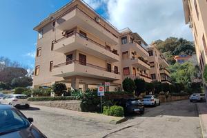 Annunziata - 4 locali con posto auto