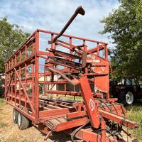 Carrellone carica balle agricolo