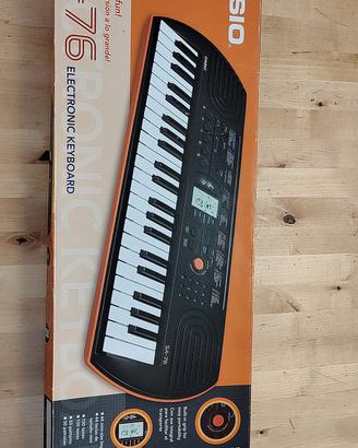 tastiera casio  sa 76
