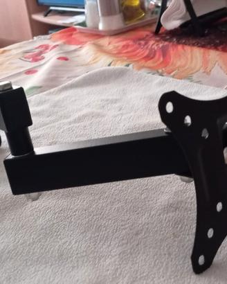 Supporto a parete x TV 10" - 32"
10€.