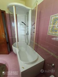 vasca da bagno con box doccia integrato