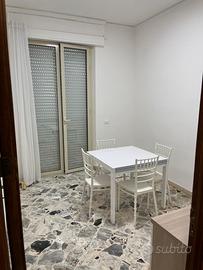 Luminoso Trilocale Arredato a Bagheria Centro