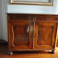 CREDENZA in legno di mogano