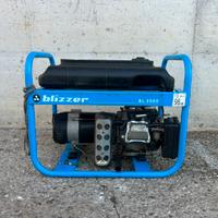 Generatore di corrente 220v