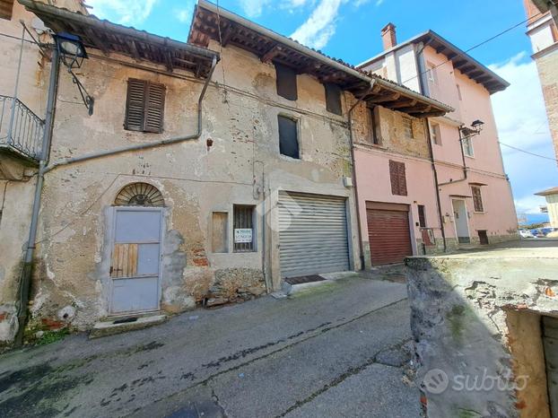 BOX A PALAZZO CANAVESE