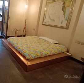 Letto matrimoniale stile giapponese