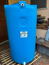 Serbatoio cisterna acqua autoclave