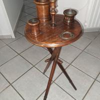 Tavolo da fumo. Antiquariato. 