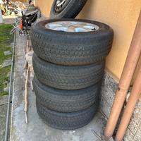 Gomme 4 stagioni 235/65R17
