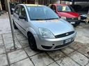 ford-fiesta-1-4-16v-5p-ghia-vista-e-piaciuta