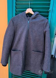 Giacca con cappuccio in lana