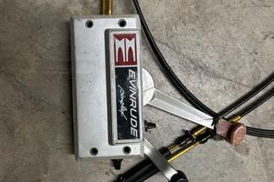 Bileva originale Evinrude- Johnson con cavi guida