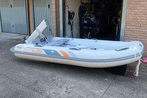 Gommone Aqua Marina 3,5 m con motore remigo Uan