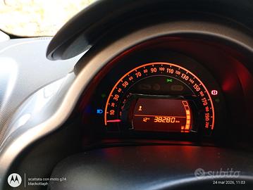 Renault Twingo limited due volumi