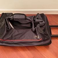 Borsone-trolley marca Fila, zaino-trolley +extra