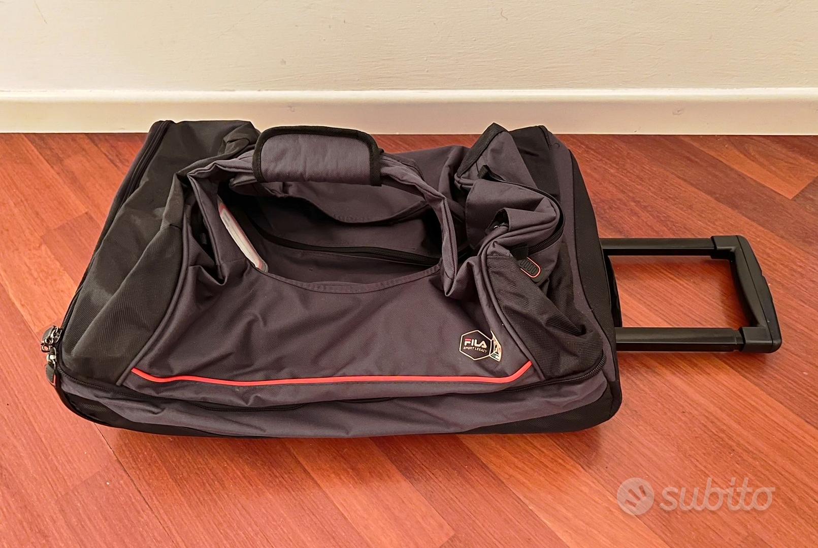 Borsone-trolley marca Fila, zaino-trolley +extra Abbigliamento e