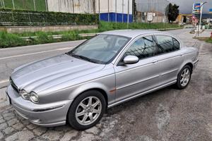 JAGUAR X-Type 2.0 v6 iscritta ASI