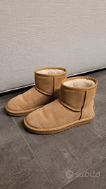 Scarpe 37 tipo UGG