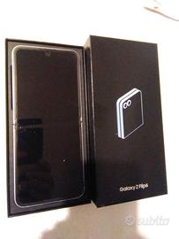 Samsung Z Flip 6 256GB – Garanzia 2026 – Perfetto