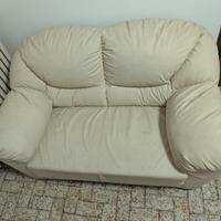 Coppia divani 2 / 3  posti in Ecopelle