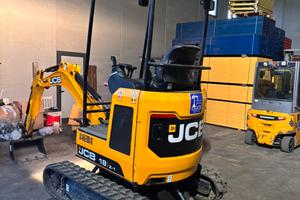 Miniescavatore Jcb 18 z-1