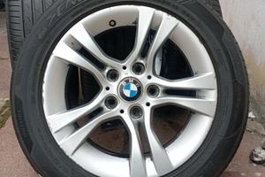 Pneumatici auto con cerchi semi nuovi