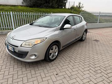 Renault Megane Mégane 1.6 Dynamique