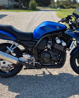 YAMAHA 600 FAZER