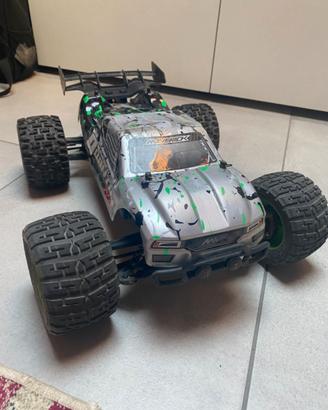 Monster truck 1/10 Maverick