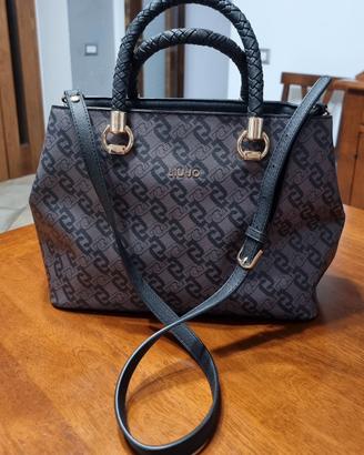 Borsa Liu Jo nuova mai usata  con tracolla 