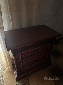 Coppia di comodini in legno – 60x37 cm