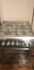 Cucina economica a gas Tecnogas con forno 