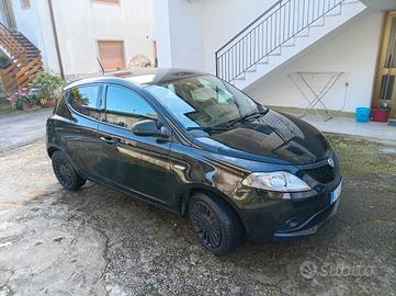 lancia ypsilon 2021 gpl