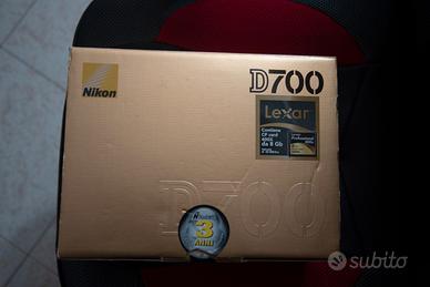 Nikon D700  + Accessori - 47000 scatti