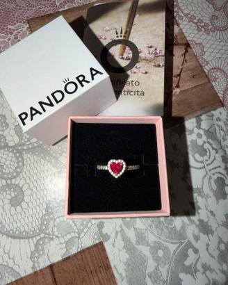 Anello cuore rosso Pandora