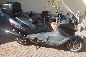 Suzuki Burgman 650