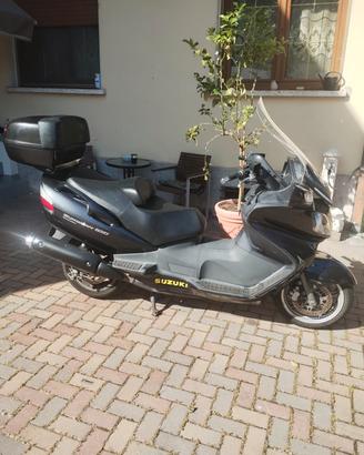 Suzuki Burgman 650
