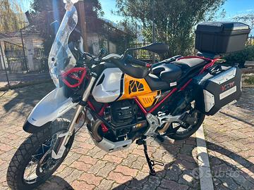 Moto guzzi v85tt evocative graphics