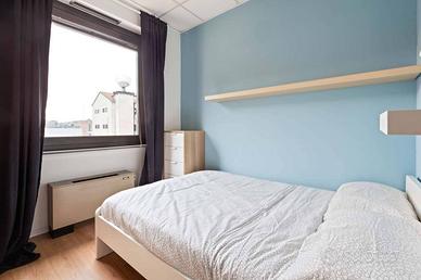 Stanza in appartamento di 173 m² a Milano