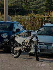 Husquarna 250 4 tempi