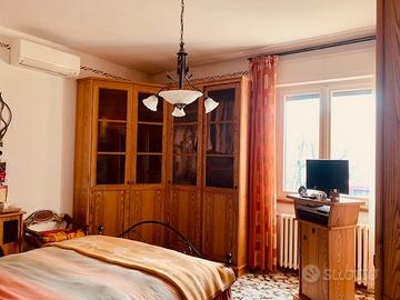 Camera da letto artigianale di pregio completa