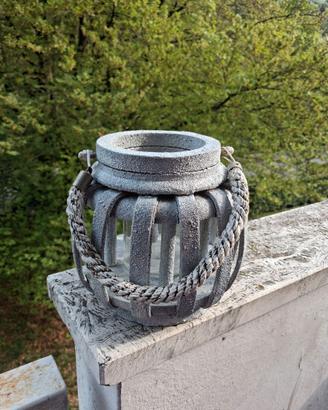 Portacandele effetto pietra grigio.