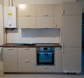 Cucina completa IKEA Metod Stensund con elettrodom