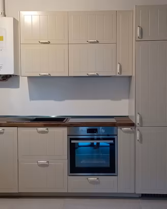 Cucina completa IKEA Metod Stensund con elettrodom