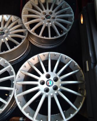 cerchi 17 alfa romeo GT  147